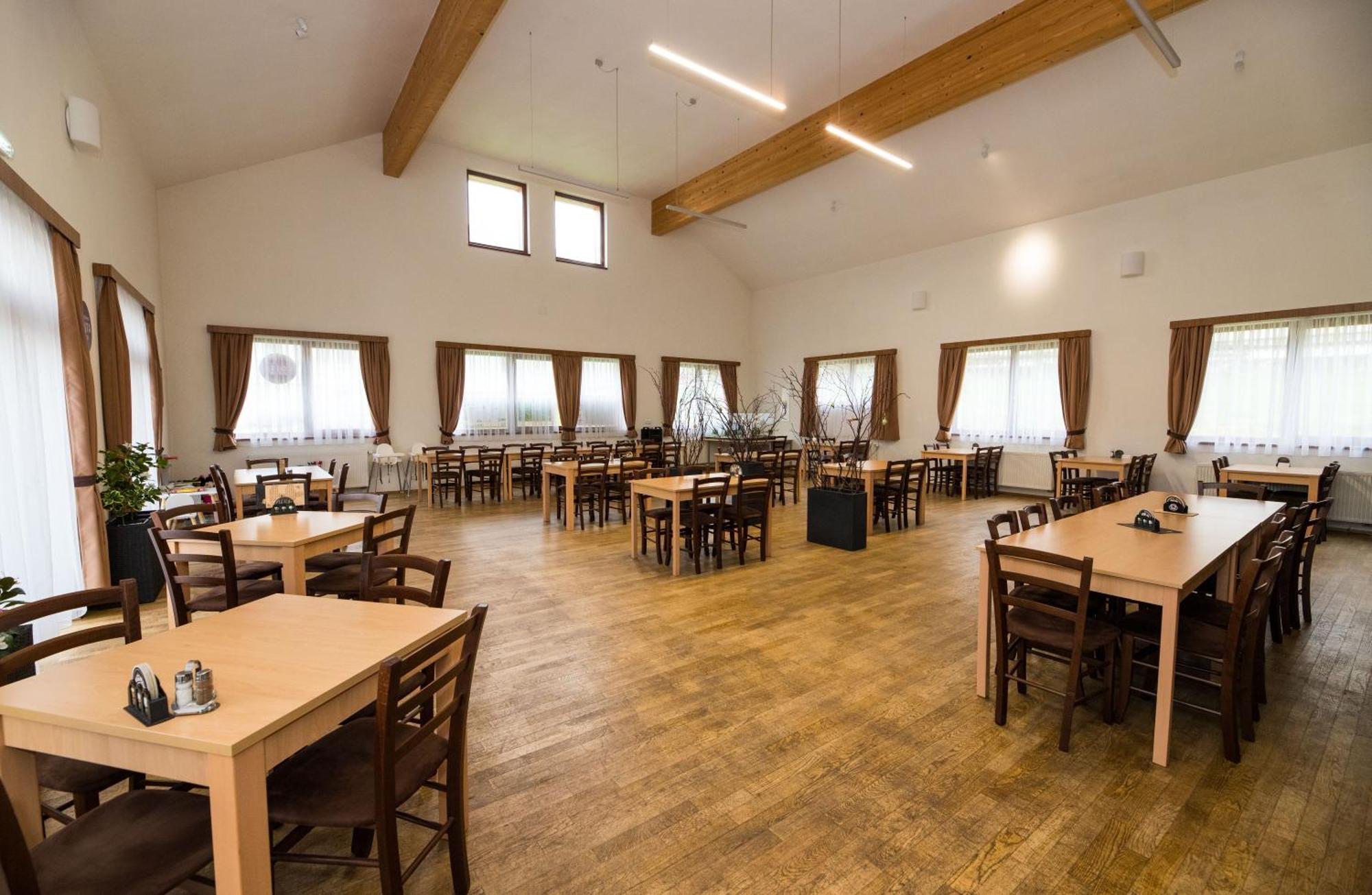 Penzion A Restaurace U Sousedu Strazny Bagian luar foto